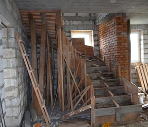 лестничная опалубка в Звенигороде