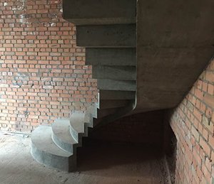 Г-образные бетонные марши