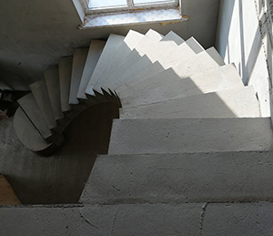 Технологические преимущества бетонных лестниц